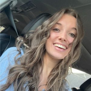 Meet your Posher, Emma